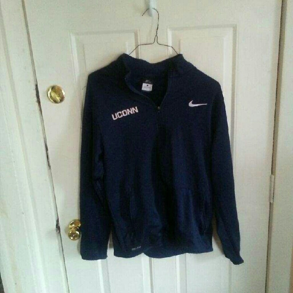 Nike Dri-Fit Windbreaker